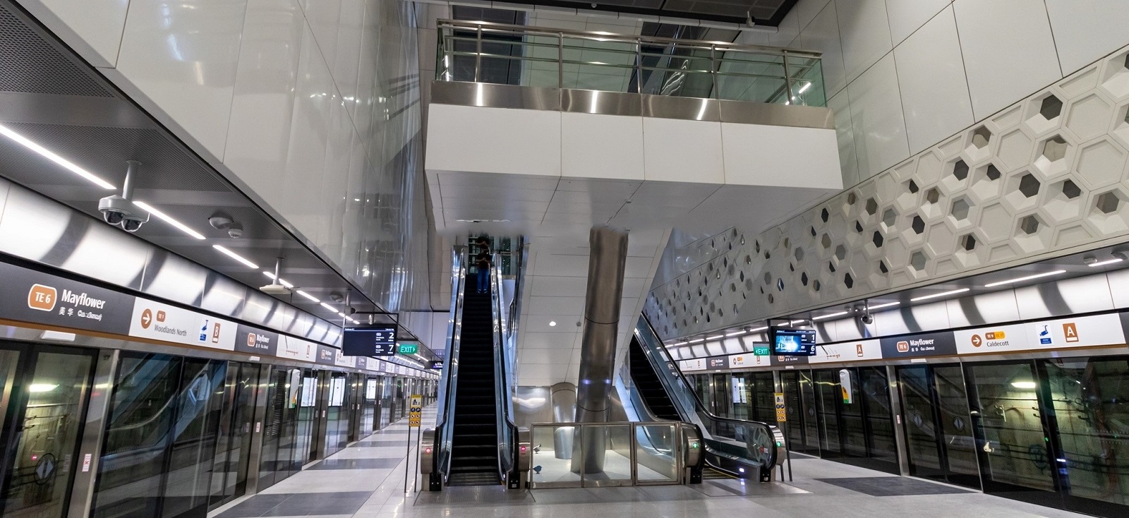 T210 Mayflower Station--3.jpg