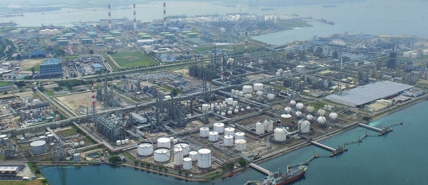 SRC Singapore Refinery  R-C - 3.jpg